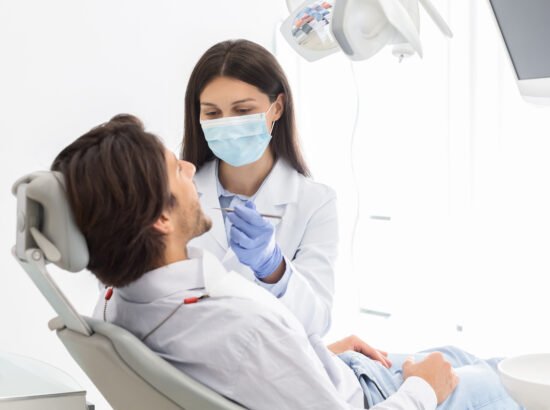 Complete Guide to Maintaining Healthy Teeth and Gums